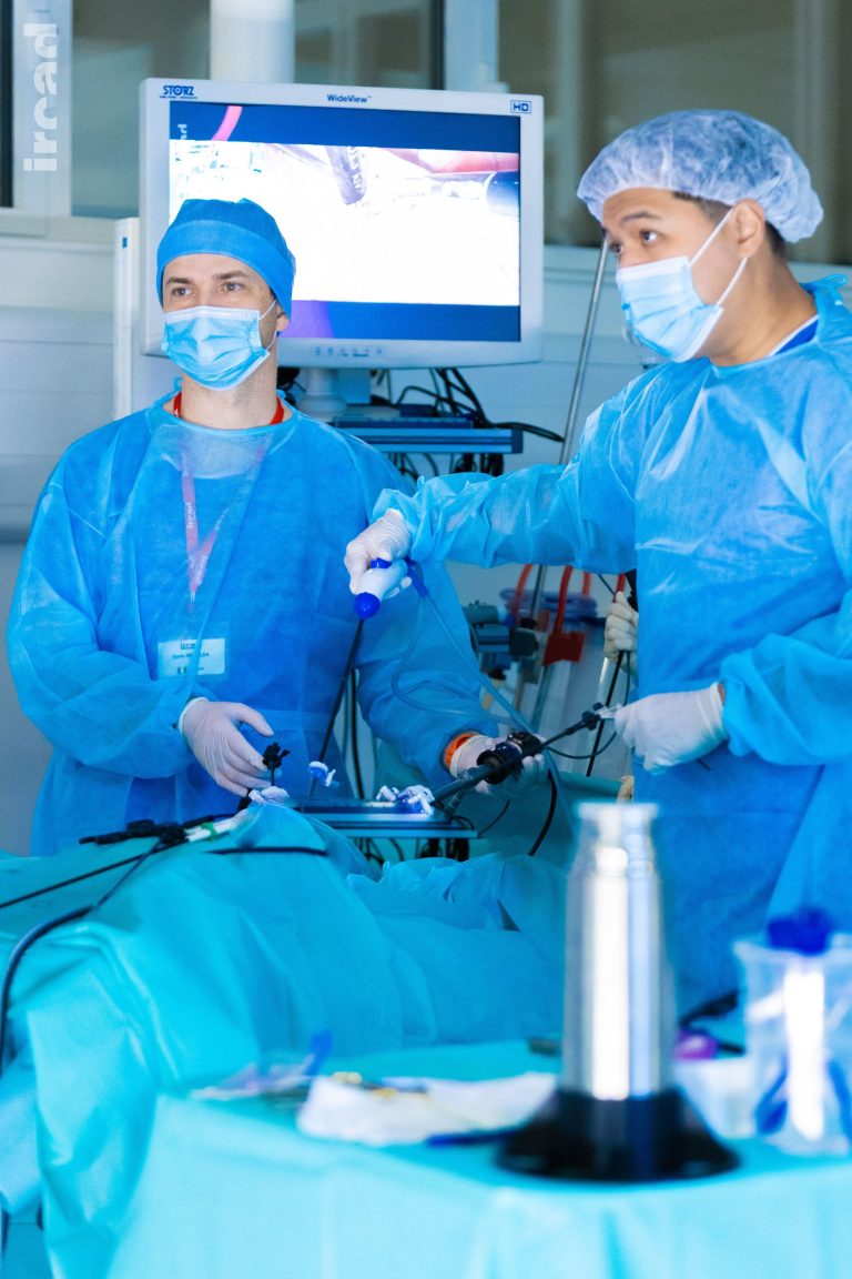 Cours Intensif en Chirurgie Laparoscopique Urologique